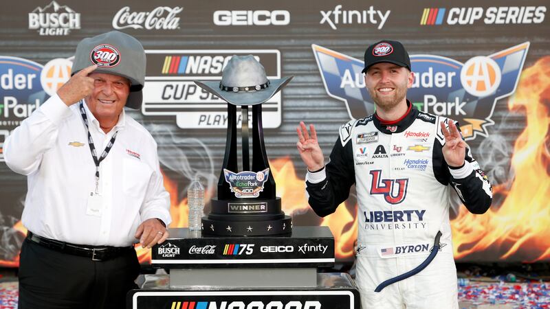 Byron advances to NASCAR’s round of 8 with win at Texas, the 300th overall for Hendrick...
